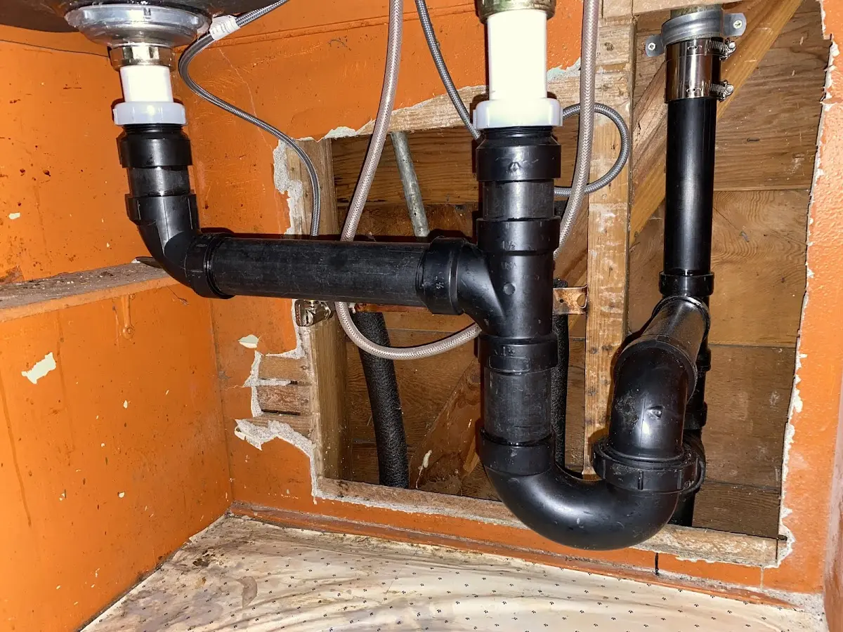 Professional Pipe Bursting equipment and tools on the job in Cypress Lake